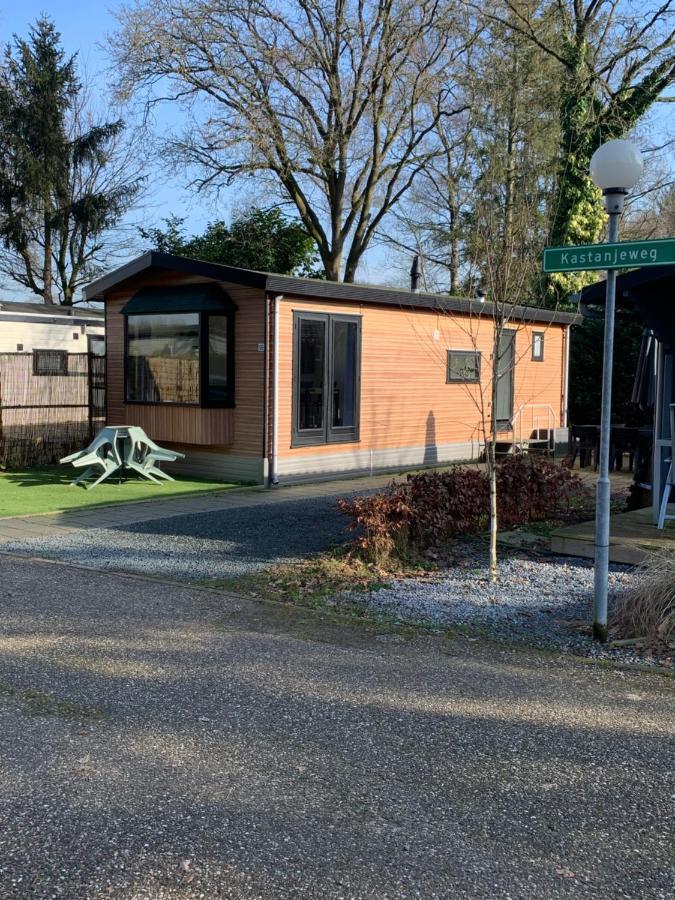 Het Eikenhuisje In Putten; Huisje Op De Veluwe. ภายนอก รูปภาพ